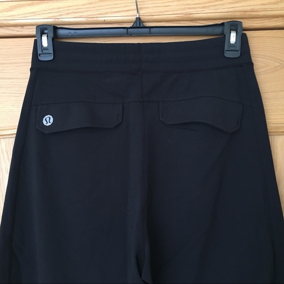 Lululemon Kung Fu Black Pants Size M